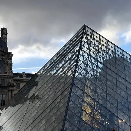 Cosy Eiffel Tower Design דירה פריז