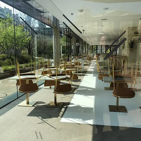 Cosy Eiffel Tower Design דירה פריז