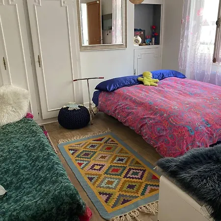 Cosy Eiffel Tower Design